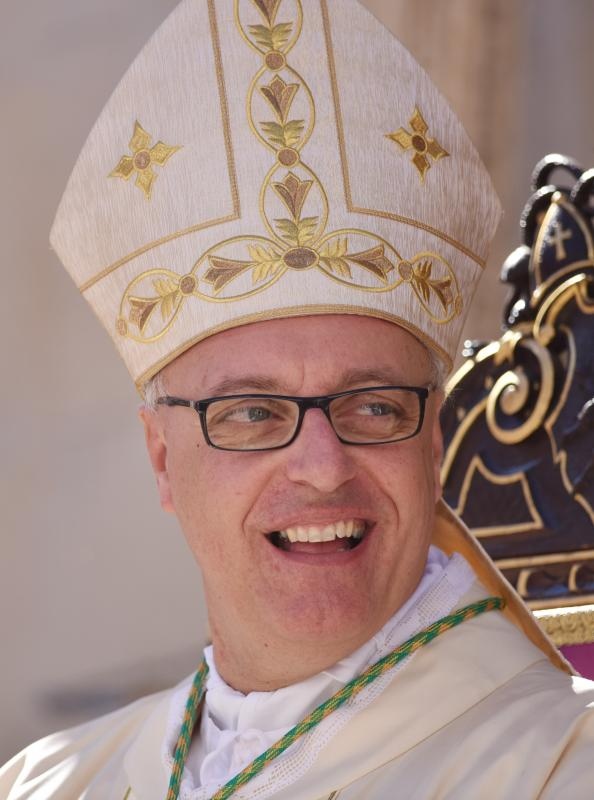 Šibenik: Velikim misnim slavljem i procesijom proslavljen blagdan Sv. Mihovila, Photo: Hrvoje Jelavić/PIXSELL