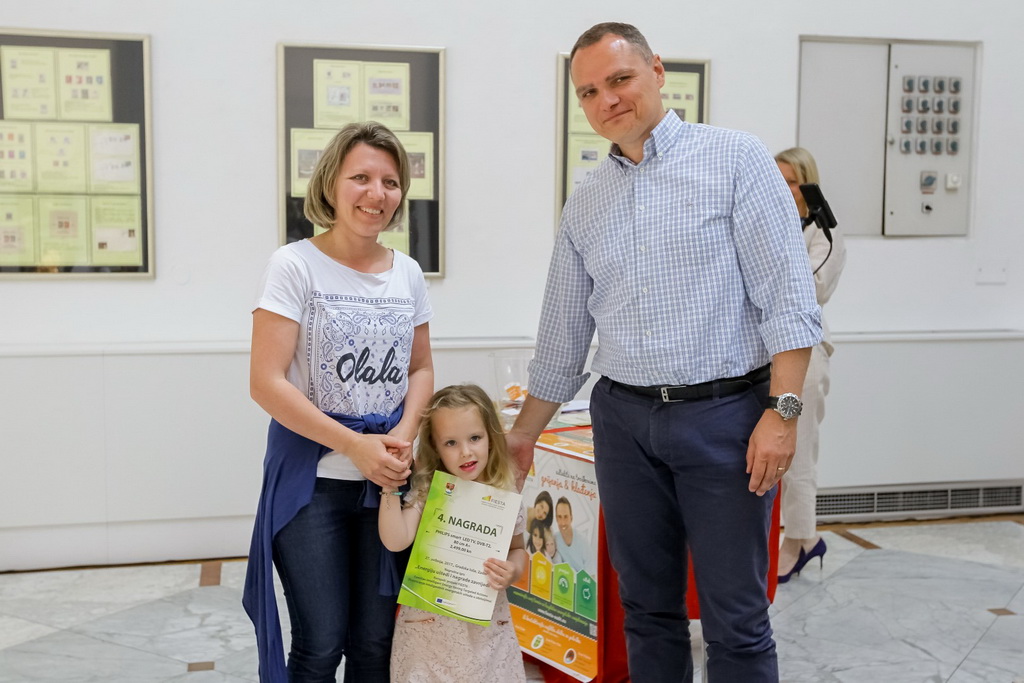 Gradska loža: Izvlačenje dobitnika drugog kruga nagradne igre “Energiju uštedi i nagrade zavrijedi” Gradska loža: Izvlačenje dobitnika drugog kruga nagradne igre “Energiju uštedi i nagrade zavrijedi”