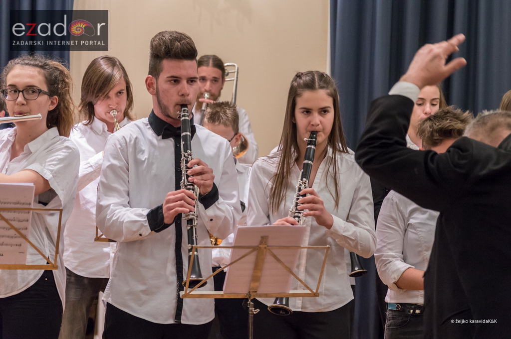 Božićni koncert mladih ansambala Glazbene škole Blagoje Bersa