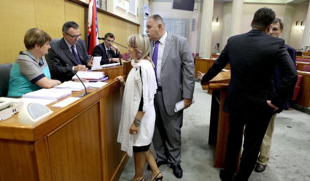 05.07.2013., Zagreb – Raspravom o zakonu o elektronickim medijima Sabor je nastavio redovitu sjednicu. Photo: Patrik Macek/PIXSELL Autor  Patrik Macek/PIXSELL KLJUČNE RIJEČI  ivan suker, Sabor RH, Suncana Glavak, sjednica, Milorad Batinic, elektronicki