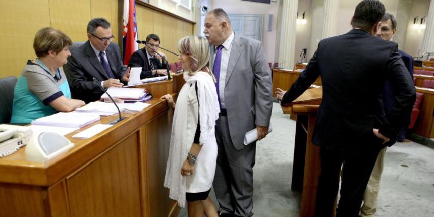 05.07.2013., Zagreb – Raspravom o zakonu o elektronickim medijima Sabor je nastavio redovitu sjednicu. Photo: Patrik Macek/PIXSELL Autor Patrik Macek/PIXSELL KLJUČNE RIJEČI ivan suker, Sabor RH, Suncana Glavak, sjednica, Milorad Batinic, elektronicki 05.07.2013., Zagreb – Raspravom o zakonu o elektronickim medijima Sabor je nastavio redovitu sjednicu. Photo: Patrik Macek/PIXSELL Autor Patrik Macek/PIXSELL KLJUČNE RIJEČI ivan suker, Sabor RH, Suncana Glavak, sjednica, Milorad Batinic, elektronicki