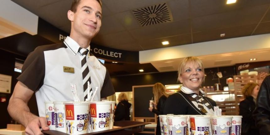 U zgradi nekadasnjeg zeljznickog kolodvora jutros je otvoren prvi Mc Donalds u Zadru Photo: Dino Stanin/PIXSELL