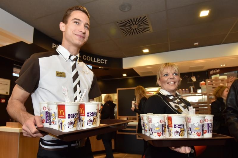 U zgradi nekadasnjeg zeljznickog kolodvora jutros je otvoren prvi Mc Donalds u Zadru Photo: Dino Stanin/PIXSELL