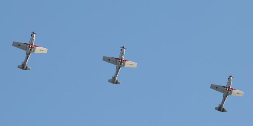 Šibenik: Akrobacijska grupa Krila oluje nakon 8 godina nastupila na Dječjem festivalu, Photo: Dusko Jaramaz/PIXSELL Šibenik: Akrobacijska grupa Krila oluje nakon 8 godina nastupila na Dječjem festivalu, Photo: Dusko Jaramaz/PIXSELL