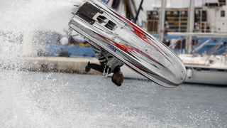 Biograd , 140510.
Danas je u Biogradu odrzana druga Porinova regata na kojoj je za ekipe brojnih diskografskih i medijskih kuca jedrilicarske sposobnosti pokazalo i vise javnih osoba. Na slici akrobacije na jetu u biogradskoj luci.
Foto: Jure Miskovic / C Biograd , 140510.
Danas je u Biogradu odrzana druga Porinova regata na kojoj je za ekipe brojnih diskografskih i medijskih kuca jedrilicarske sposobnosti pokazalo i vise javnih osoba. Na slici akrobacije na jetu u biogradskoj luci.
Foto: Jure Miskovic / C