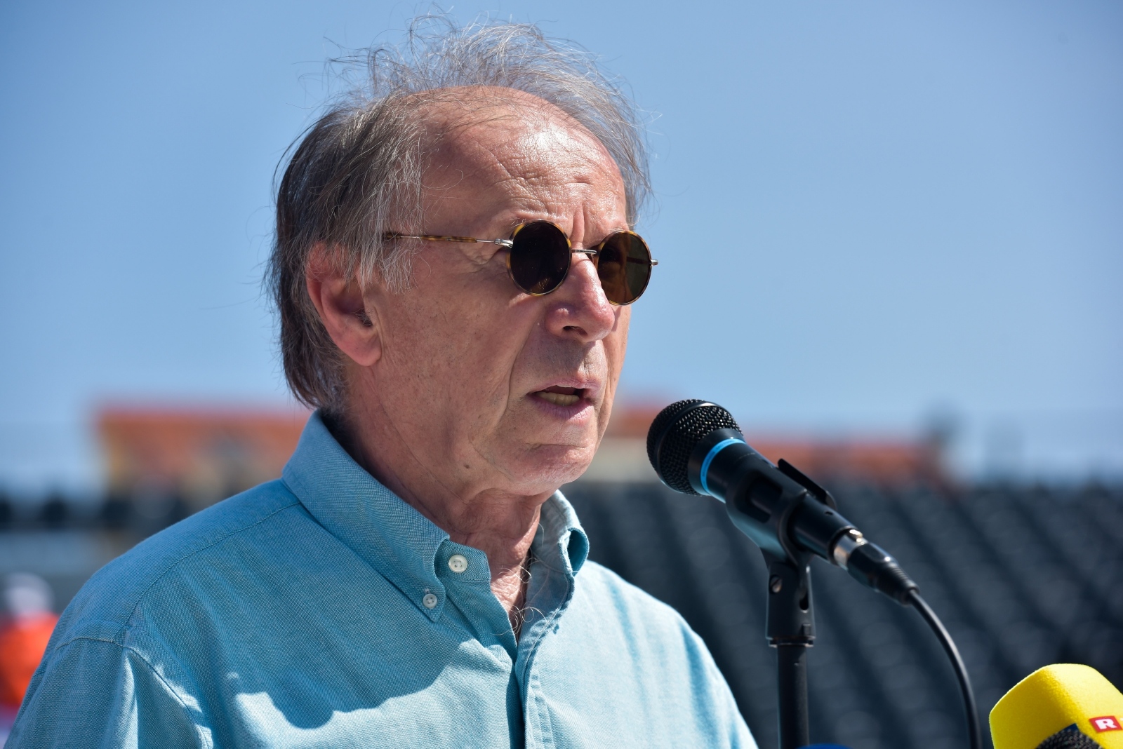 Pri kraju radovi na montažnim tribinama teniskog terena u SC Višnjik