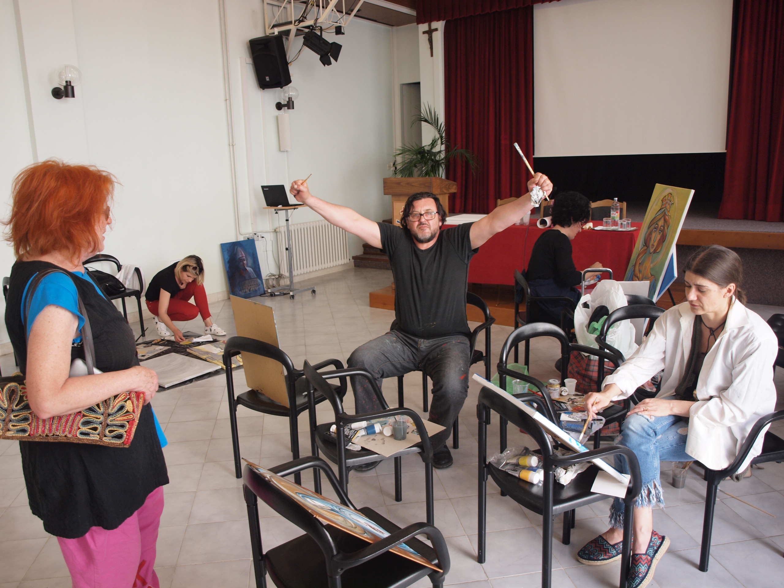 Prva likovna kolonija ‘Zmajević’ završena je u svom trodnevnom održavanju u nedjelju 28. svibnja u Nadbiskupskom sjemeništu ‘Zmajević’ u Zadru.