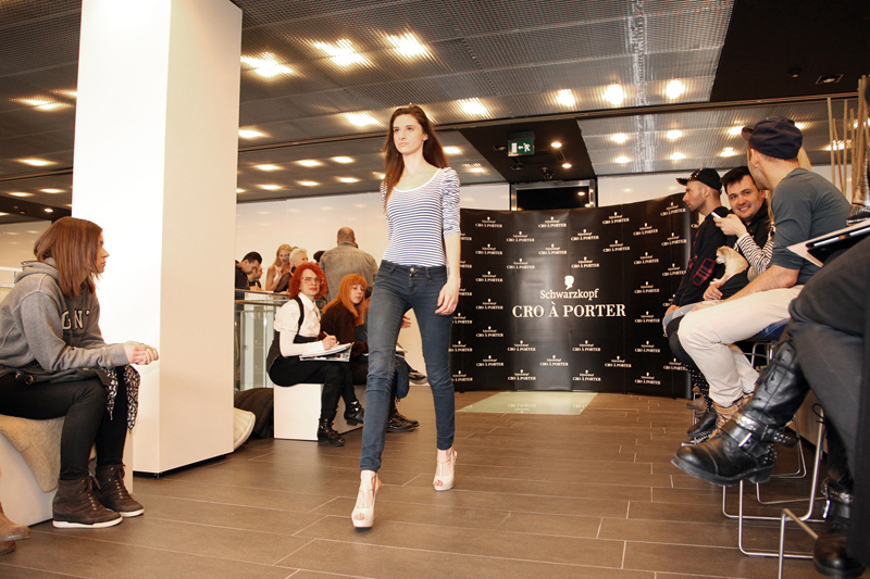 Cro a Porter casting