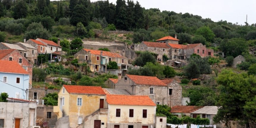 Otok Rava (Foto: tzzadar.hr) Otok Rava (Foto: tzzadar.hr)