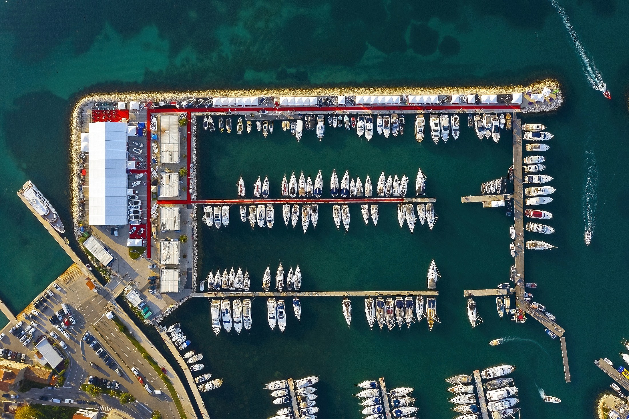 Drugog dana Biograd Boat Show-a počeo 3. Croatia Charter Expo Drugog dana Biograd Boat Show-a počeo 3. Croatia Charter Expo