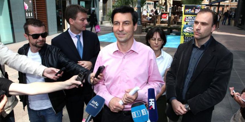 06.06.2013., Zagreb – Na trgu Petra Preradovica odrzana je konferencija za medije udruge GROZD. Photo: Patrik Macek/PIXSELL