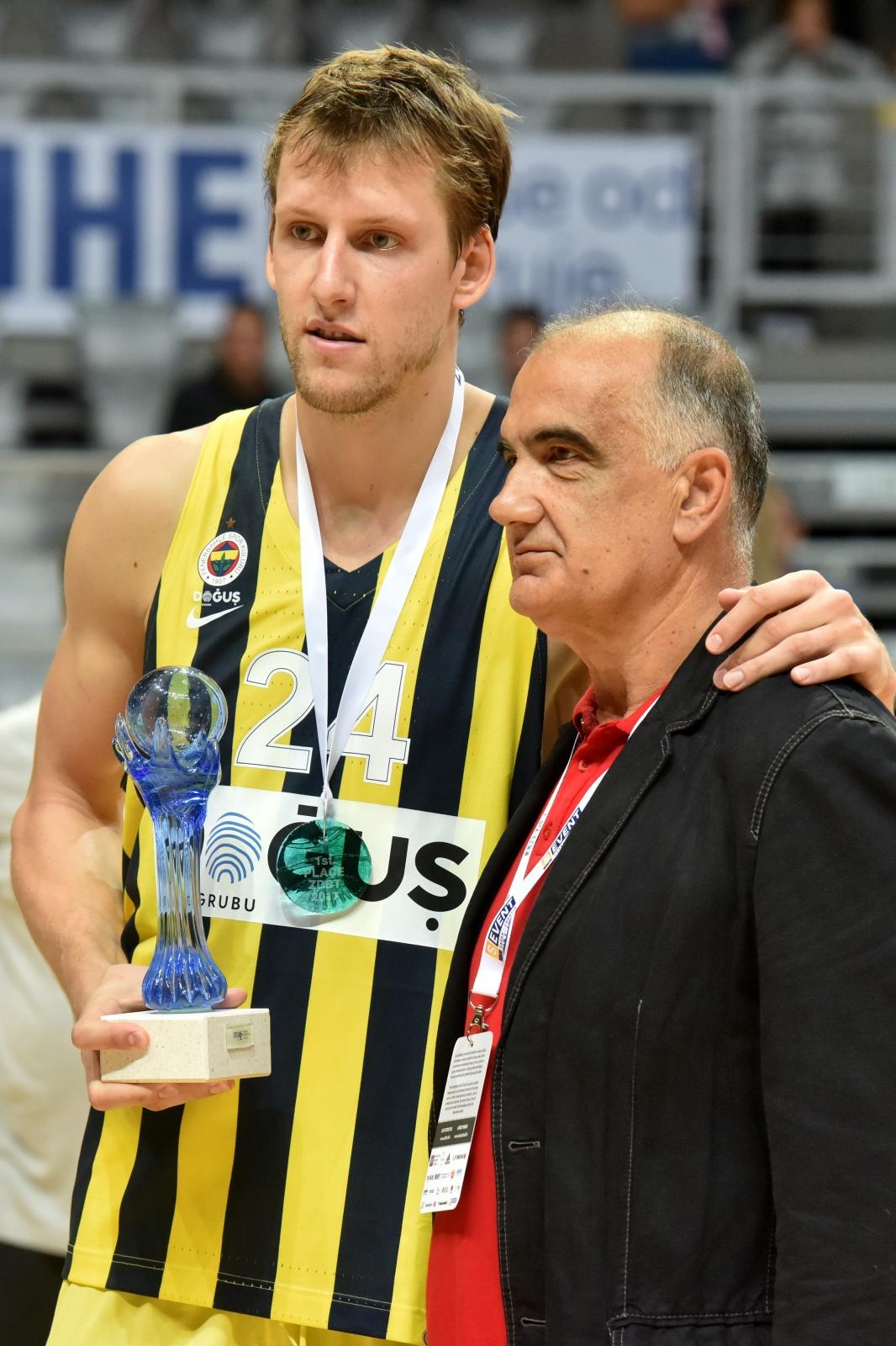 #ZDBT2017: Fenerbahce Dogus – CSKA Moskva 76-72 #ZDBT2017: Fenerbahce Dogus – CSKA Moskva 76-72