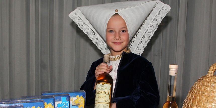 Mala pPaškinjica- Hrvatski otočni proizvod Mala pPaškinjica- Hrvatski otočni proizvod