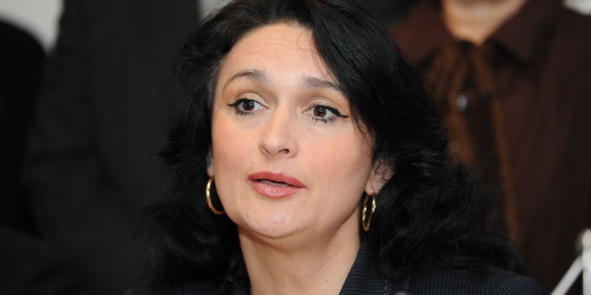 Zadar, 020413.
U prostorijama SDP-a je jutros potpisan koalicijski sporazum na zupanijskoj razini izmedju SDP-a, HSLS-a i DSU-a. Predsjednica zupanijske organizacije SDP-a Renata Sabljar Dracevac je najavljena kao kandidatkinja za poziciju zupana.
Na foto Zadar, 020413.
U prostorijama SDP-a je jutros potpisan koalicijski sporazum na zupanijskoj razini izmedju SDP-a, HSLS-a i DSU-a. Predsjednica zupanijske organizacije SDP-a Renata Sabljar Dracevac je najavljena kao kandidatkinja za poziciju zupana.
Na foto