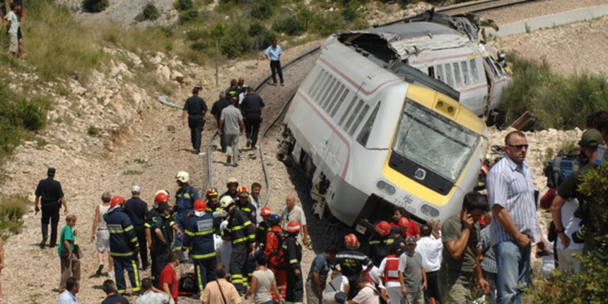 Nesreca nagibnog vlaka, Foto: Mario Todoric / CROPIX Nesreca nagibnog vlaka, Foto: Mario Todoric / CROPIX