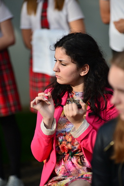 Kazališna udruga “Igrajmo se” predstavila je dramsku igru “Coffee to go” u atriju Gradske knjižnice Zadar