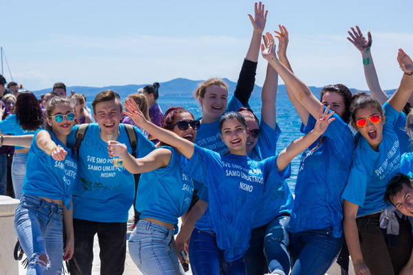 Ludijada maturanata na zadarskoj rivi 17. svibnja 2016. Foto: Bojan Bogdanić