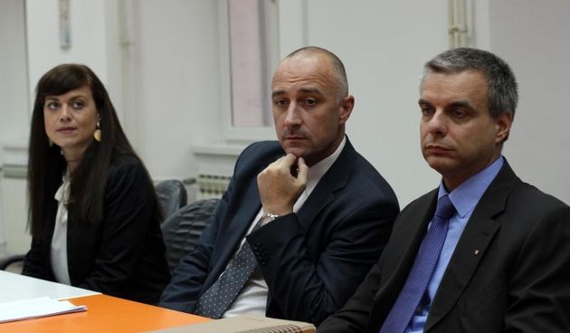 Ministar Ivan Vrdoljak, Barbara Doric ravnateljica Agencije za ugljikovodike i Juraj Buksa (HNS Rijeka) na konferenciji u Rijeci. U drustvu Jere Photo: Goran Kovacic/PIXSELL