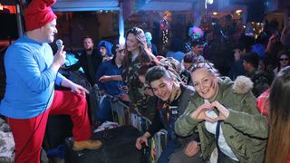 Virske maškare: Nedjelja u znaku zvijezdice Meri, Tota i Tempo Banda