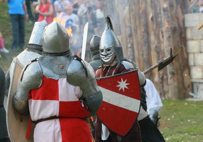 Posljednji dan devetog Renesansnog festivala na gradskim bedemima. Photo: Marijan Susenj/PIXSELL