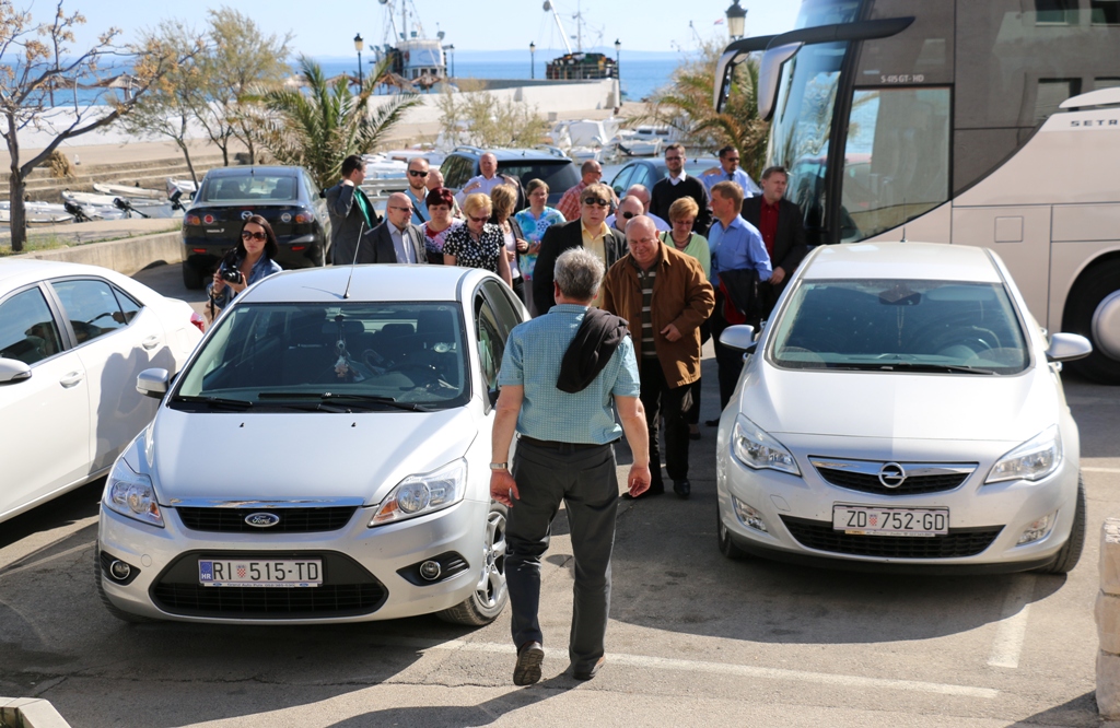 Delegacija Južnomoravske regije u posjeti otoku Viru Delegacija Južnomoravske regije u posjeti otoku Viru