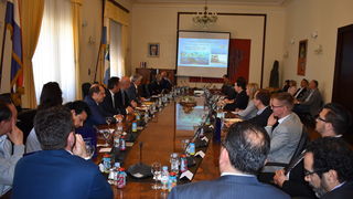 Predstavnici dvadesetak stranih veleposlanstva u posjetu Zadarskoj županiji Predstavnici dvadesetak stranih veleposlanstva u posjetu Zadarskoj županiji