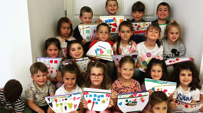 Djeca iz DV Žuto pače posjetila izložbu Kustosov najdraži predmet Djeca iz DV Žuto pače posjetila izložbu Kustosov najdraži predmet