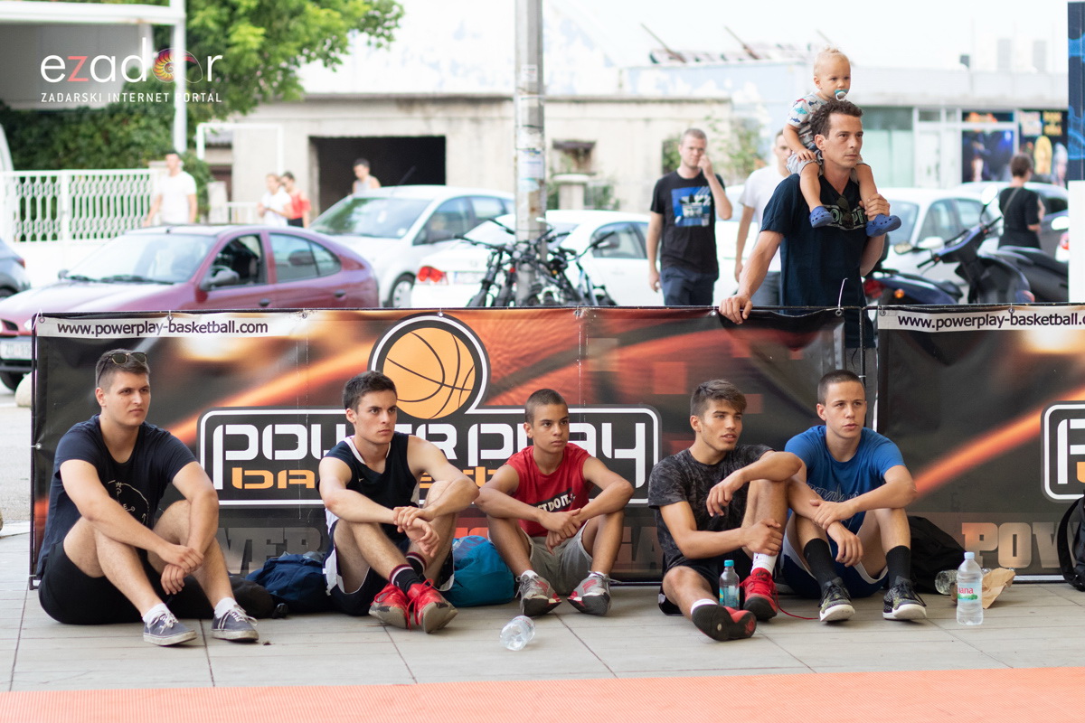 3×3 Basket Tour @ City Galleria