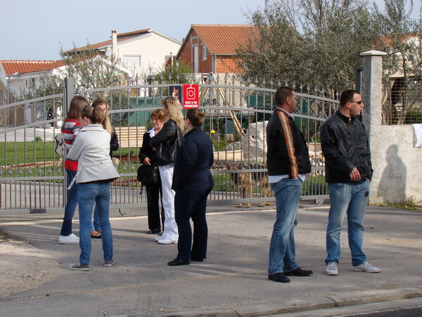 Humanitani uskrsni konvoj Zadar – Oklaj