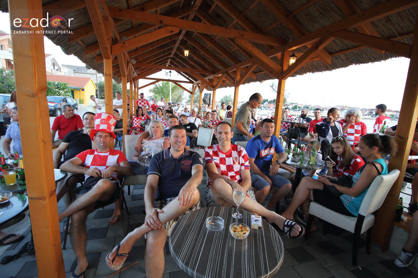 Bibinje: Navijanje za Vatrene i fešta nakon pobjede nad Engleskom
