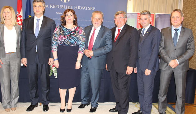 Potpisivanje ugovora za sredstva EU