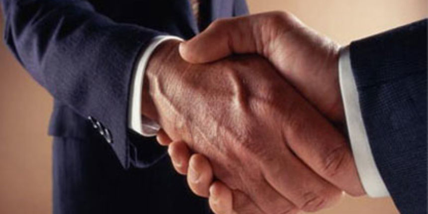 Rukovanje (Foto: Totalportal.hr)