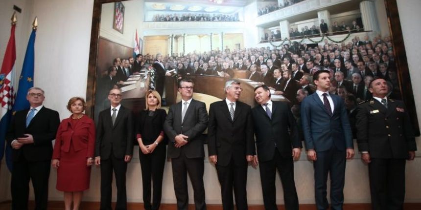 Svecani prijem za drzavni vrh i diplomatski kor u Hrvatskom saboru povodom obiljezavanja 25. obljetnice hrvatske neovisnosti. Branko Hrvatin, Vesna Pusic, Robert Podolnjak, Milanka Opacic, Tihomir Oreskovic, Zeljko Reiner, Mladen Markac, Bozo Petrov, Mir Svecani prijem za drzavni vrh i diplomatski kor u Hrvatskom saboru povodom obiljezavanja 25. obljetnice hrvatske neovisnosti. Branko Hrvatin, Vesna Pusic, Robert Podolnjak, Milanka Opacic, Tihomir Oreskovic, Zeljko Reiner, Mladen Markac, Bozo Petrov, Mir