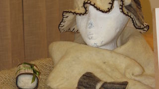 Crna ovca u Baški na otoku Krku Crna ovca u Baški na otoku Krku