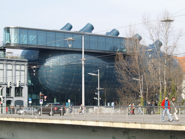 Image 1199595 (auto)