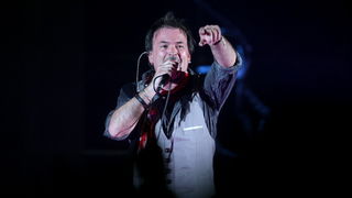 Zagreb, 220410.
U sklopu velike turneje Toleranca tour 2010 i povodom izlaska novog albuma naziva “Toleranca” Zlatan Stipisic Gibonni veceras je u KC Drazen Petrovic odrzao prvi od 2 predvidjena zagrebacka koncerta.
Na slici: Gibonni.
Foto: Neja Markicevi