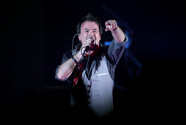 Zagreb, 220410.
U sklopu velike turneje Toleranca tour 2010 i povodom izlaska novog albuma naziva “Toleranca” Zlatan Stipisic Gibonni veceras je u KC Drazen Petrovic odrzao prvi od 2 predvidjena zagrebacka koncerta.
Na slici: Gibonni.
Foto: Neja Markicevi