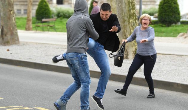 Incident nakon izricanja presude Komšiću: Stric ubijene Kristine nasrnuo na prolaznika