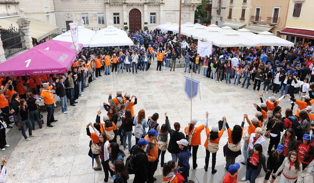 Zadar, 080510.
Zadar je domacin Susreta katolicke mladezi 2010. 
Susret ce trajati dva dana a u njemu ce sudjelovati preko 30.000 mladih iz Hrvatske i svjeta. 
Foto: Andrija Lucic / CROPIX