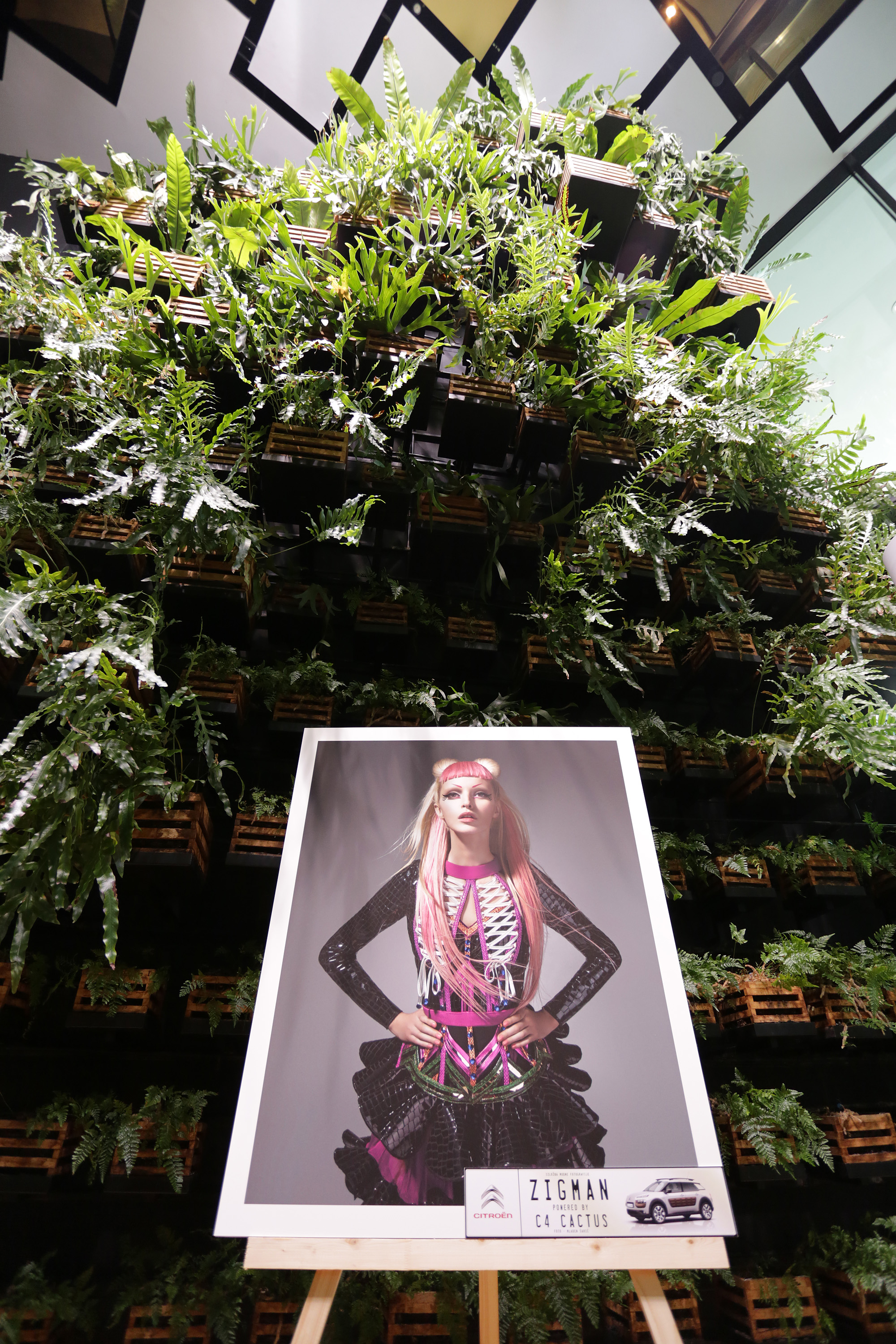 Pop up izložba modne fotografije Juraja Zigmana i Mladena Šarića