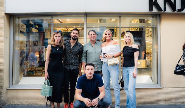 Mak Vejzović otvorio vrata očevog ateljea kroz izložbu “Atelijer”