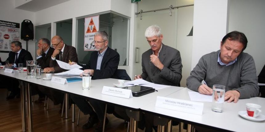 Sjednica Gospodarsko-socijalnog vijeca u Ministarstvu rada i mirovinskog sustava. Sjednica Gospodarsko-socijalnog vijeca u Ministarstvu rada i mirovinskog sustava.