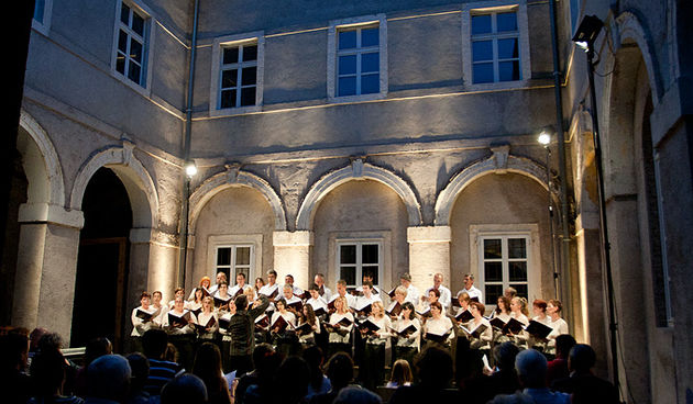 Kneževa palača: Koncert HPGD “Zoranić” 14. lipnja 2011, Foto: Leo Banić