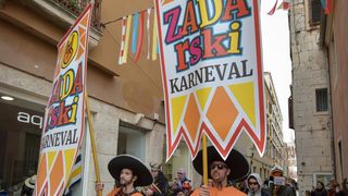 Zadarski Karneval 2020.: Povorka maskiranih skupina
