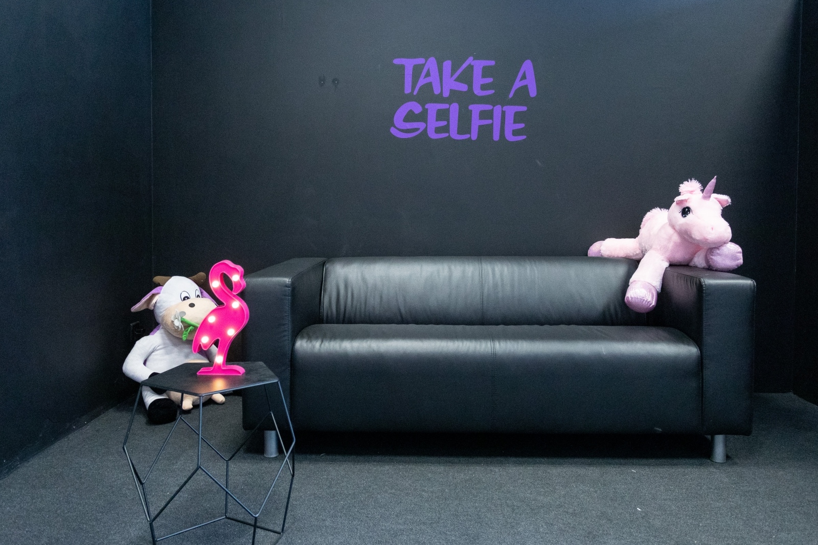Pogledajte kako izgleda “Selfie room”