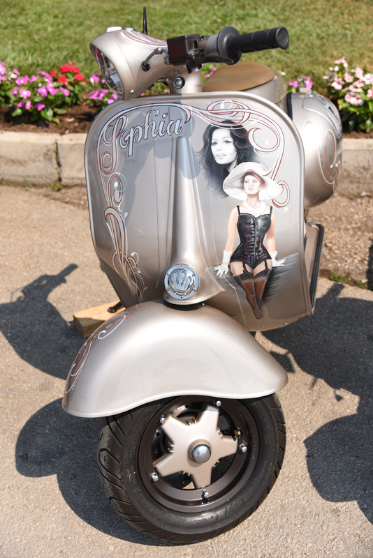 Vespaši zauzeli Biograd, foto: Vinko Pešić