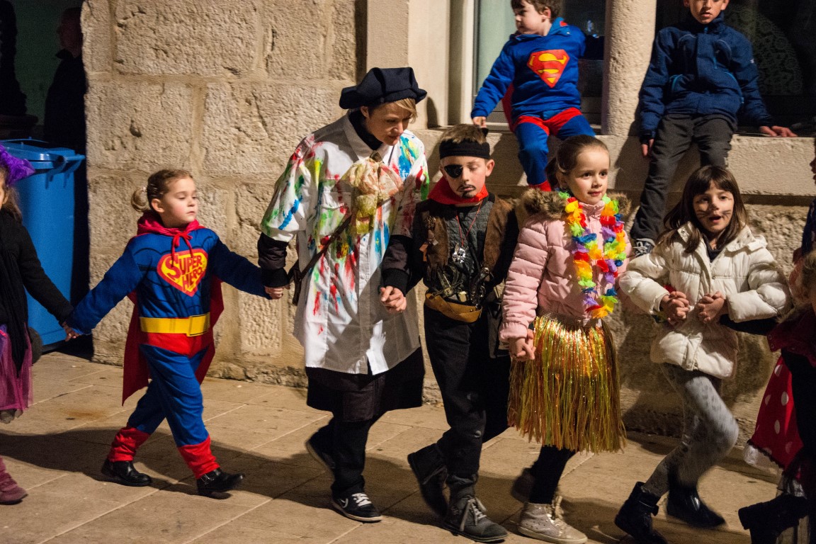 Paški zimski karneval 2017 – Zadnji dan i zadnje kolo Paški zimski karneval 2017 – Zadnji dan i zadnje kolo