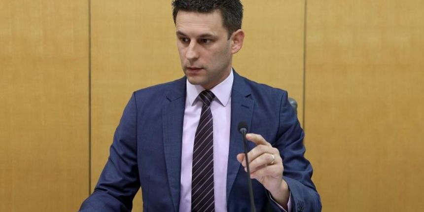 Sjednica Sabora, Bozo Petrov, Arsen Bauk, Sinisa Hajdas Doncic, Patrik Macek/PIXSELL Sjednica Sabora, Bozo Petrov, Arsen Bauk, Sinisa Hajdas Doncic, Patrik Macek/PIXSELL