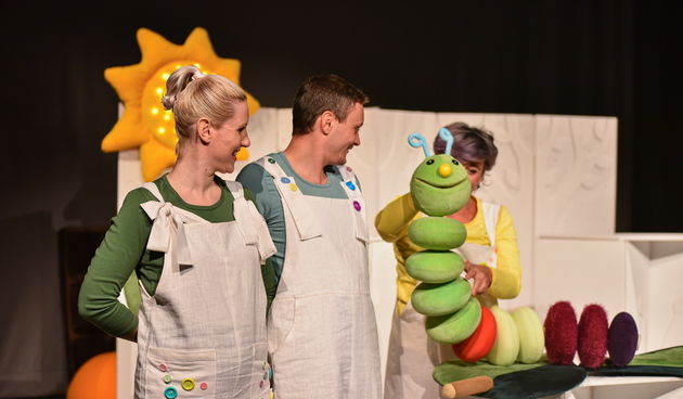 Vrlo gladna gusjenica, kazalište lutaka