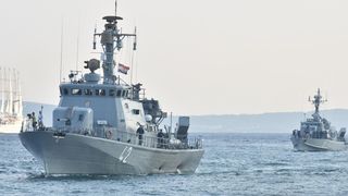 Split dostojanstveno na posljednju plovidbu ispratio legendu Olivera Dragojevića